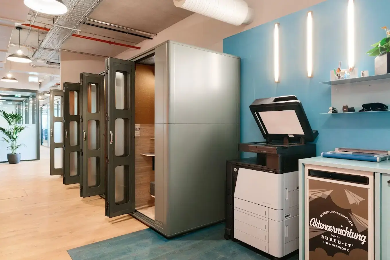 WeWork Axel-Springer-Platz interior photo 4