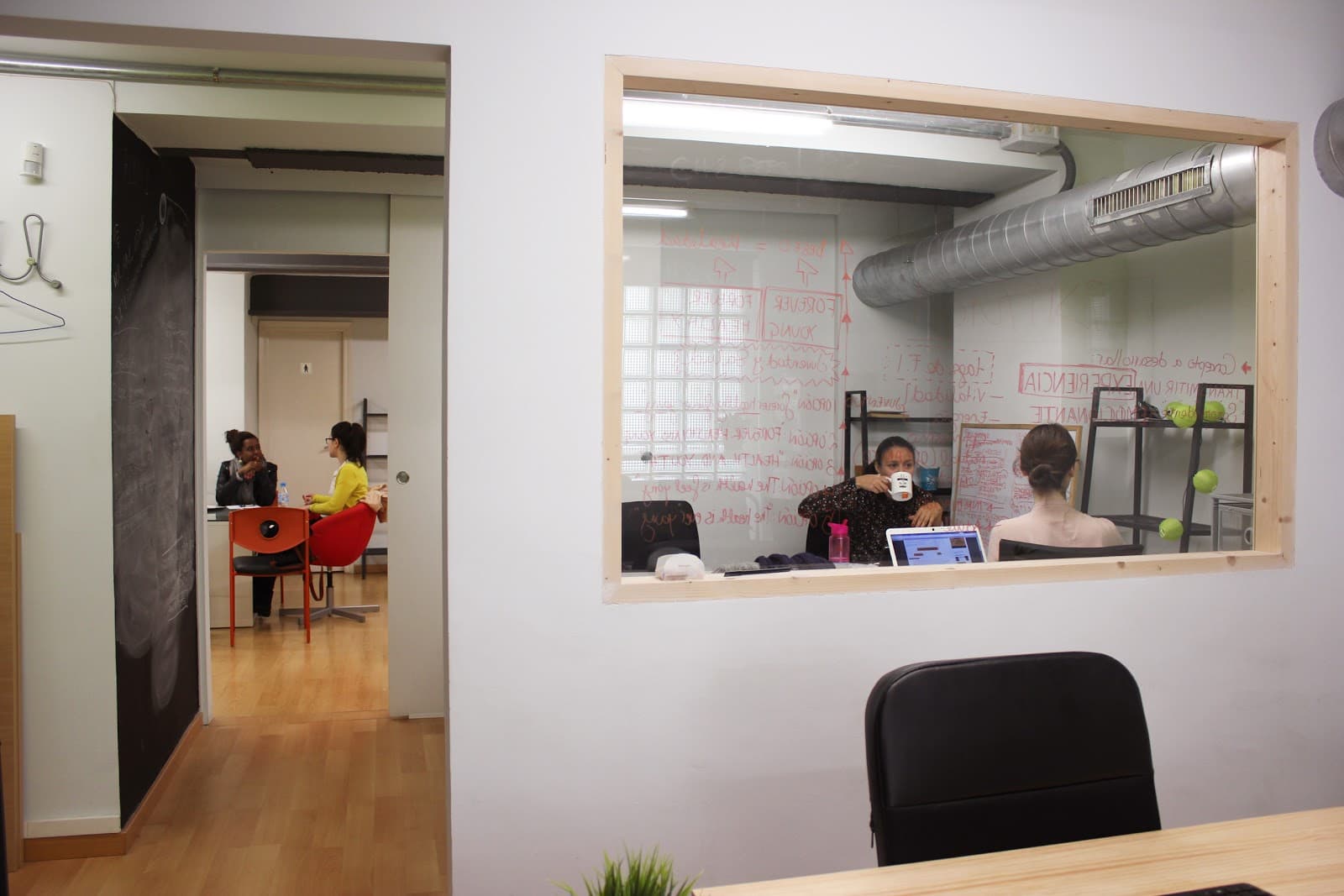 GWC Coworking Barcelona interior photo 3