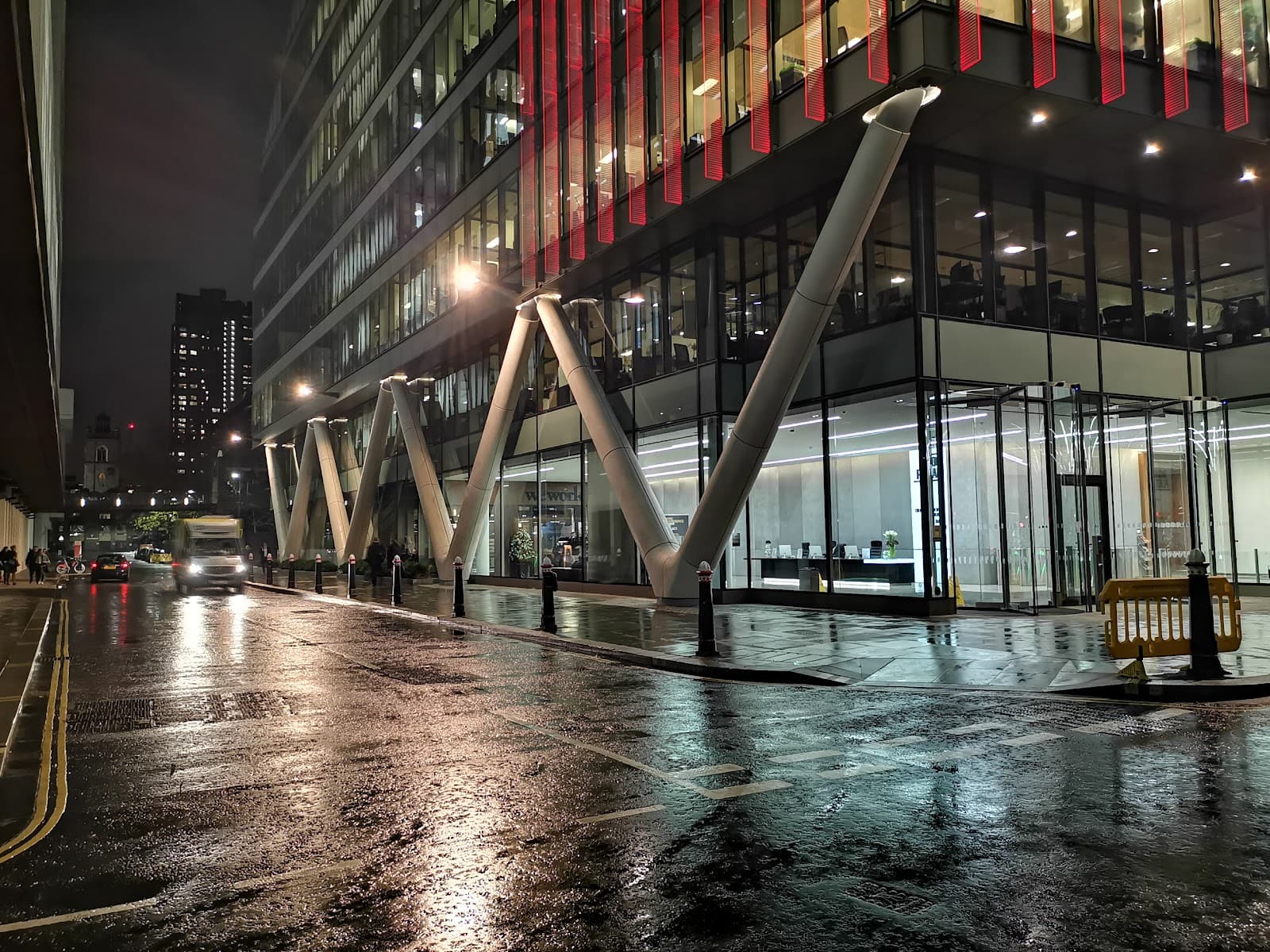 WeWork Moor Place interior photo 3