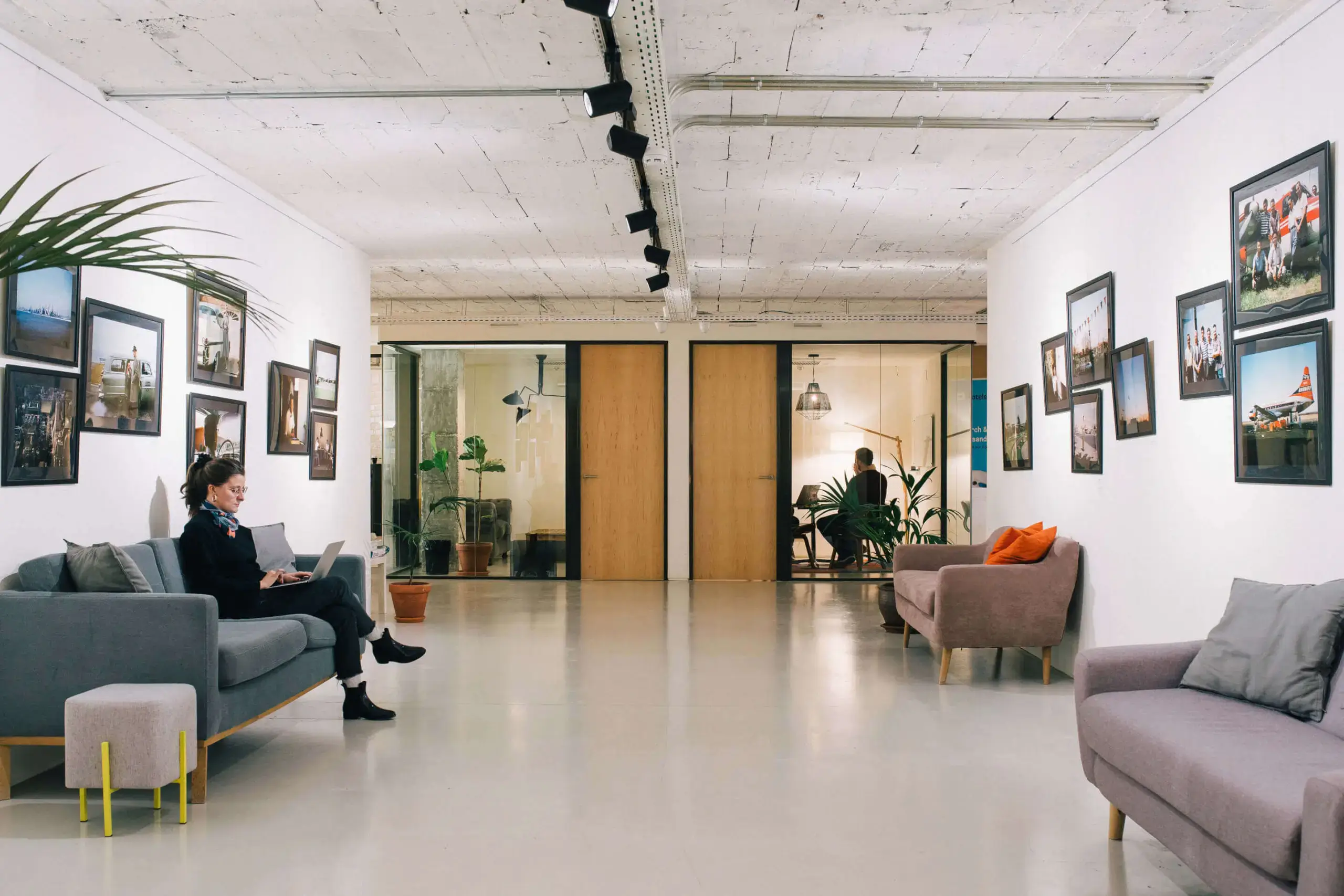 Cloudworks Tuset - Diagonal interior photo 4