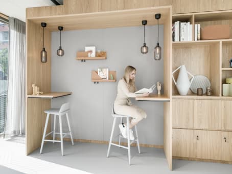 Regus Düsseldorf Kennedydamm interior photo 4