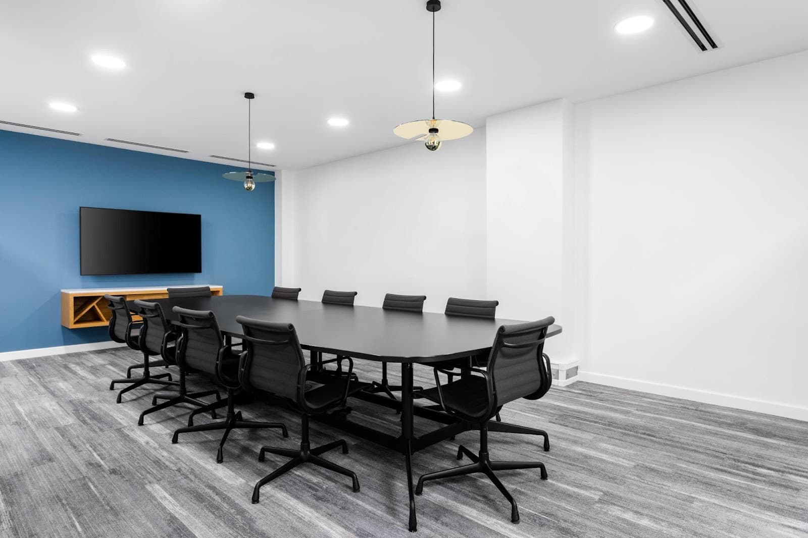 Signature by Regus - London Berkeley Square interior photo 3