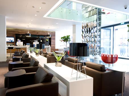 Signature by Regus - London Berkeley Square interior photo 5