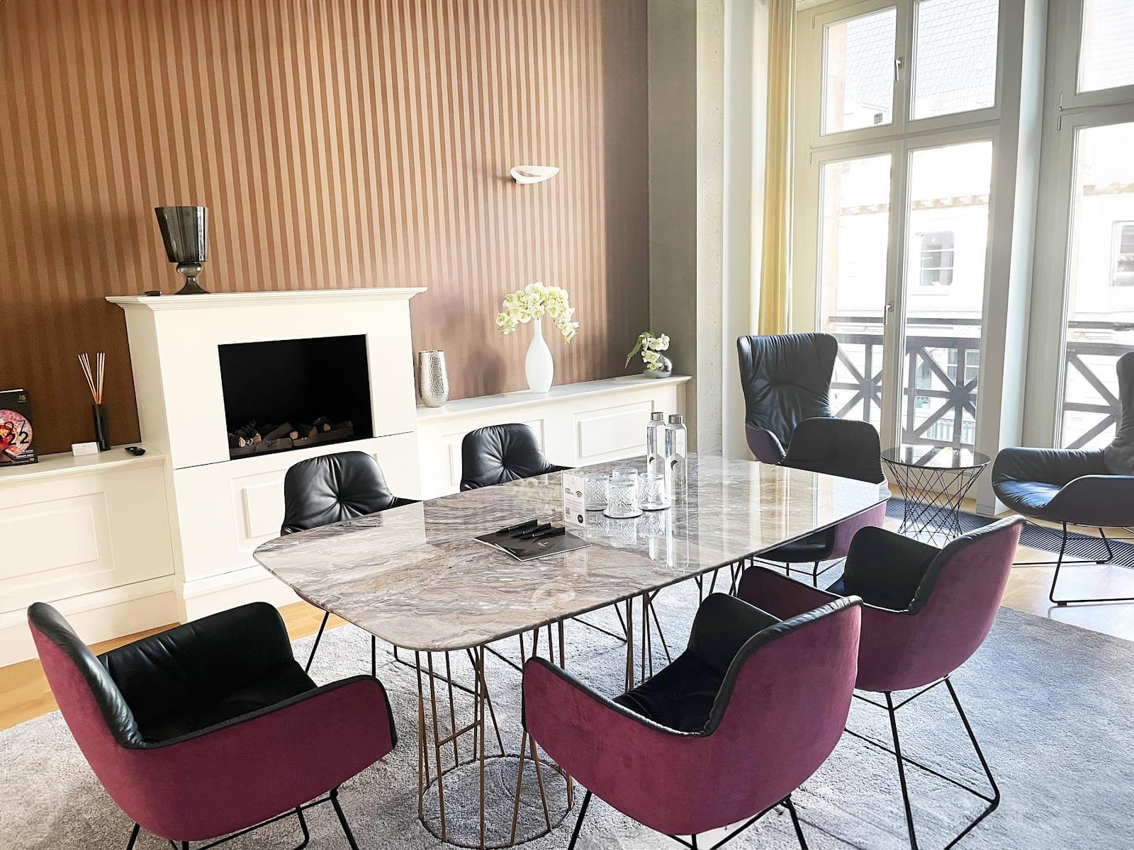 Satellite Office Berlin Unter den Linden 10 interior photo 7
