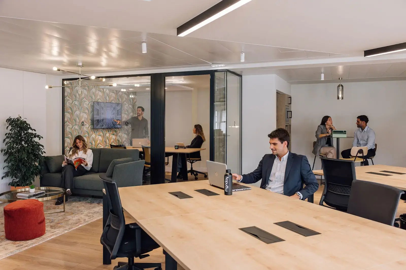 Monday Marquês de Pombal interior photo 7