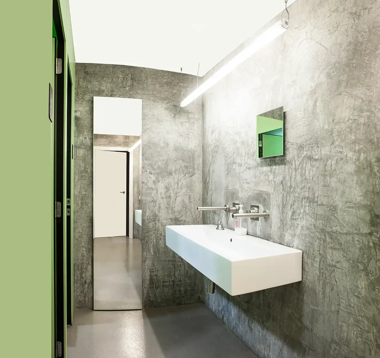 CREC Coworking Poble Sec interior photo 5