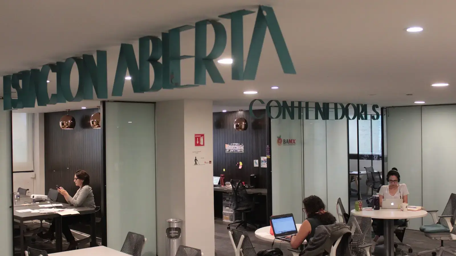 Impact Hub Roma Norte interior photo 4