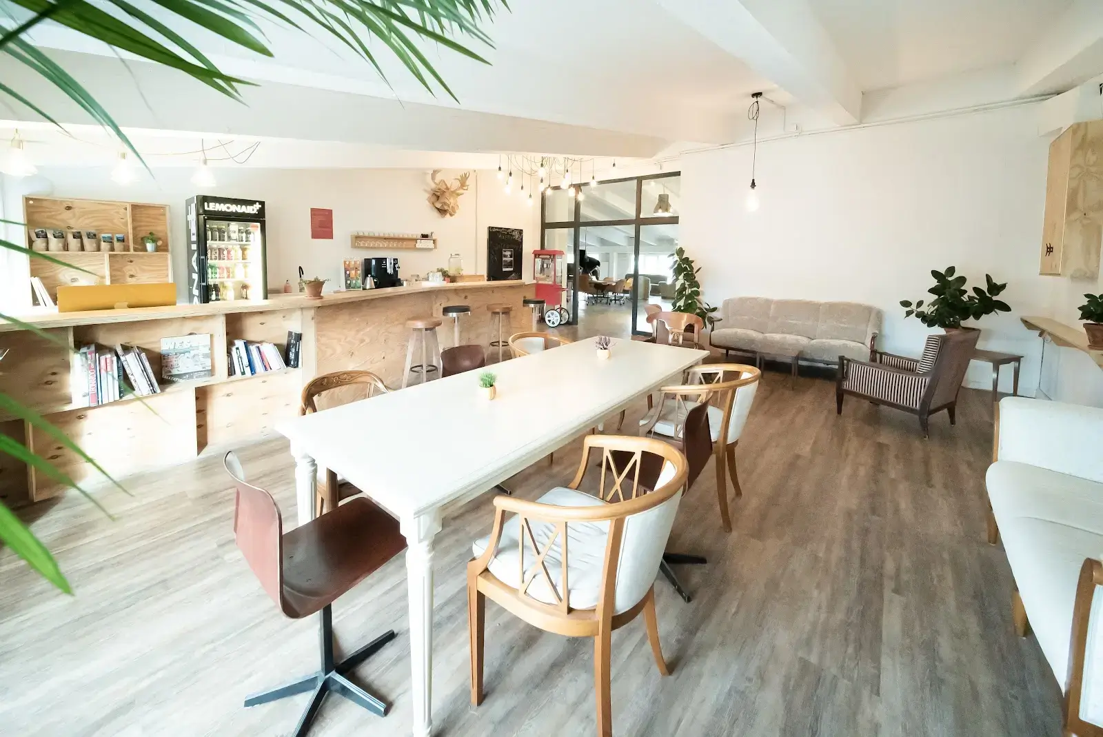 FilmFabrique Coworking interior photo 2