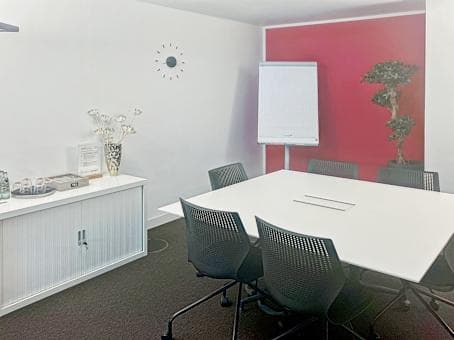 Regus Berlin Am Brandenburger Tor interior photo 9