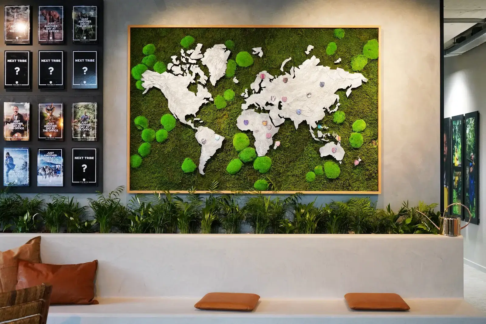 Tribes Amsterdam South Axis FOZ interior photo 3