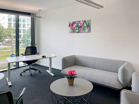 Regus Karlsruhe Park Arkaden interior photo 4