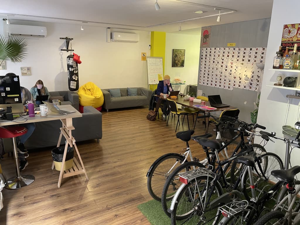 TLR Coworking interior photo 2