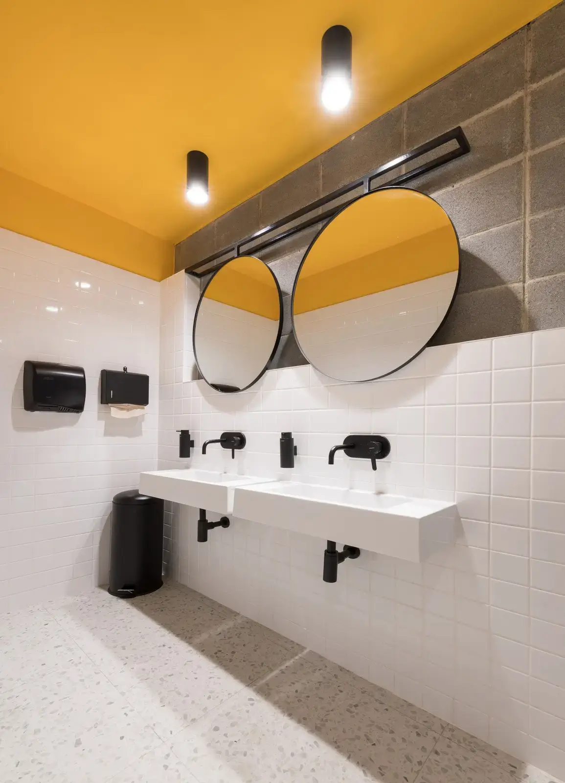 Area Coworking interior photo 9