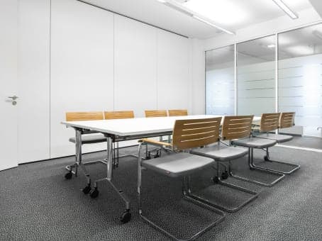 Regus München Nymphenburger Höfe interior photo 7