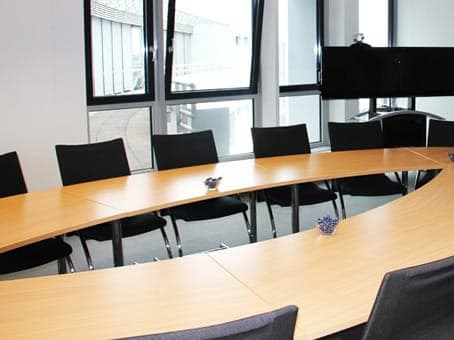 Regus Leipzig Arcus Park interior photo 2