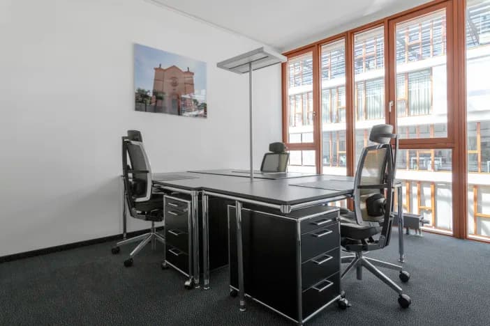 Signature by Regus - Stuttgart interior photo 6