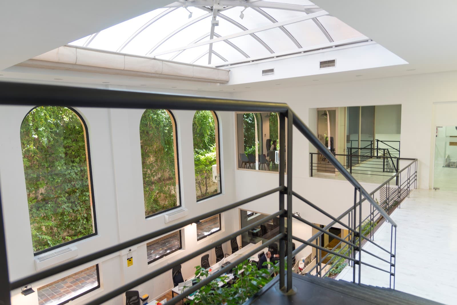 Cink Coworking Henri Dunant interior photo 3