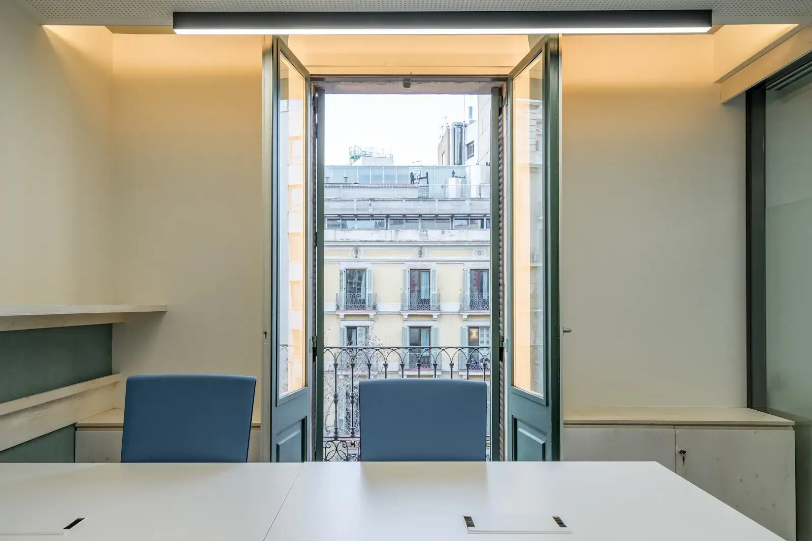 Utopicus Plaça Catalunya interior photo 6