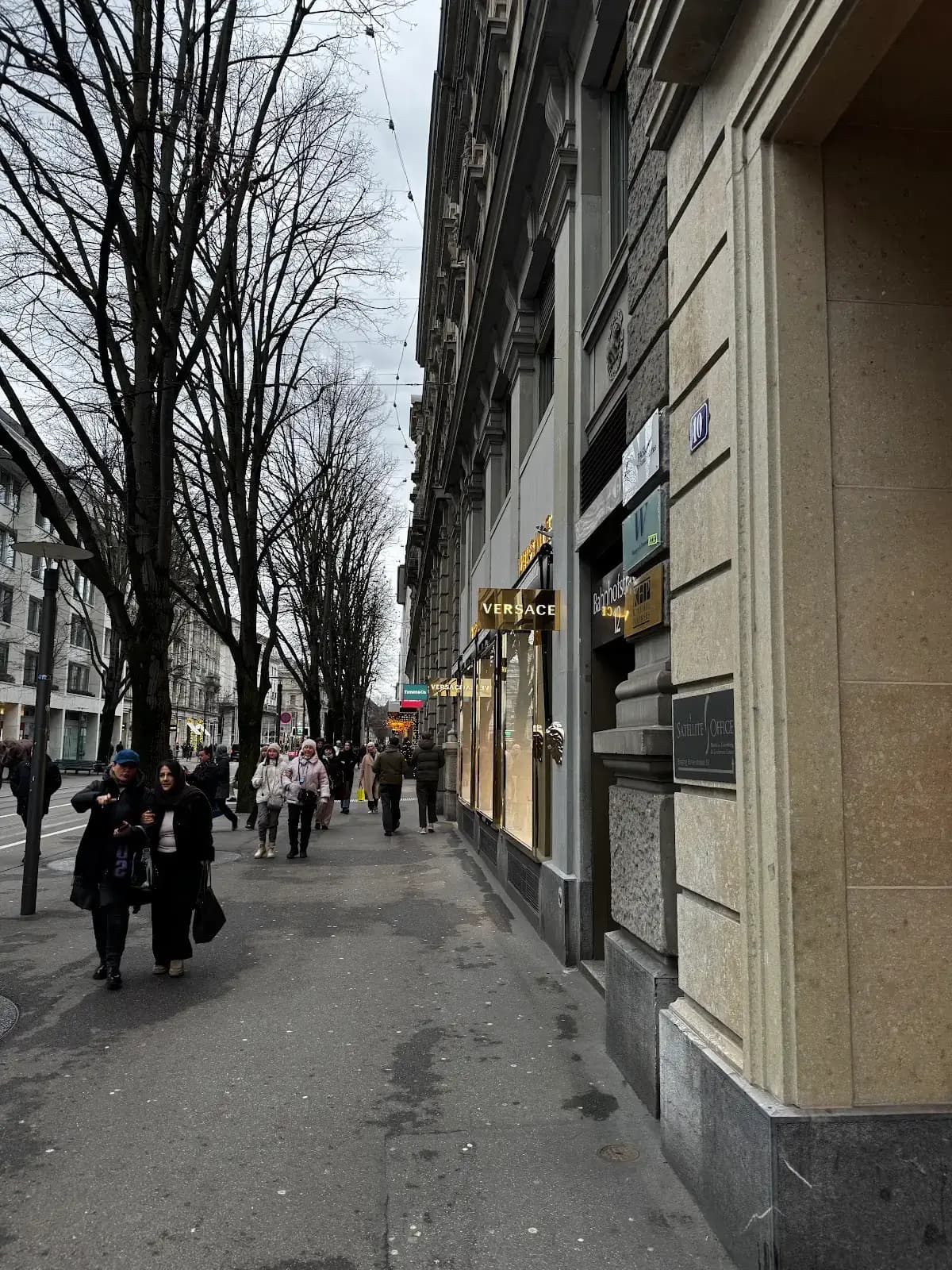 Satellite Office Zürich Bahnhofstrasse interior photo 3