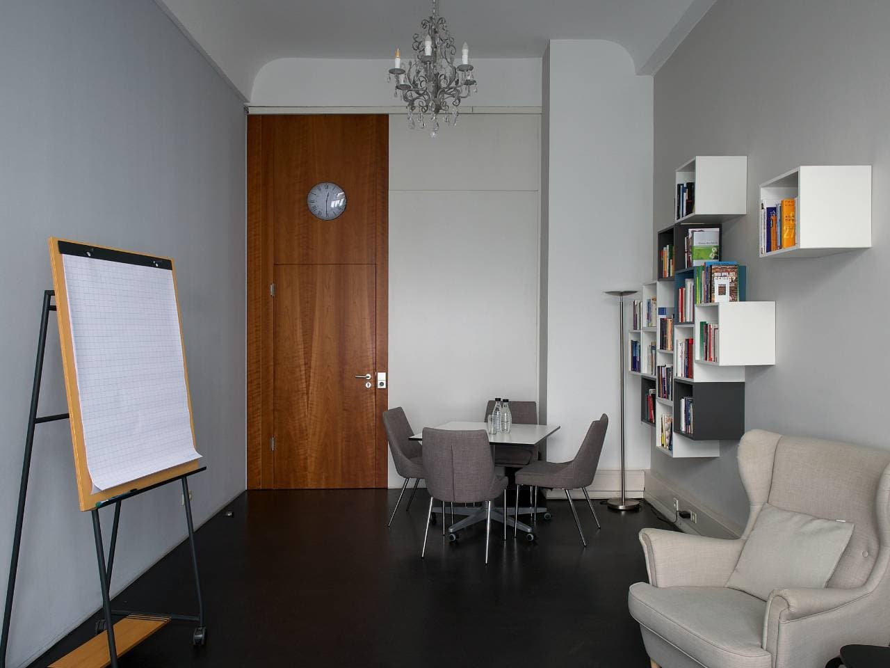 Meeet Mitte interior photo 4