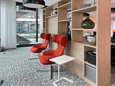 Regus Bonn FGS Campus interior photo 7