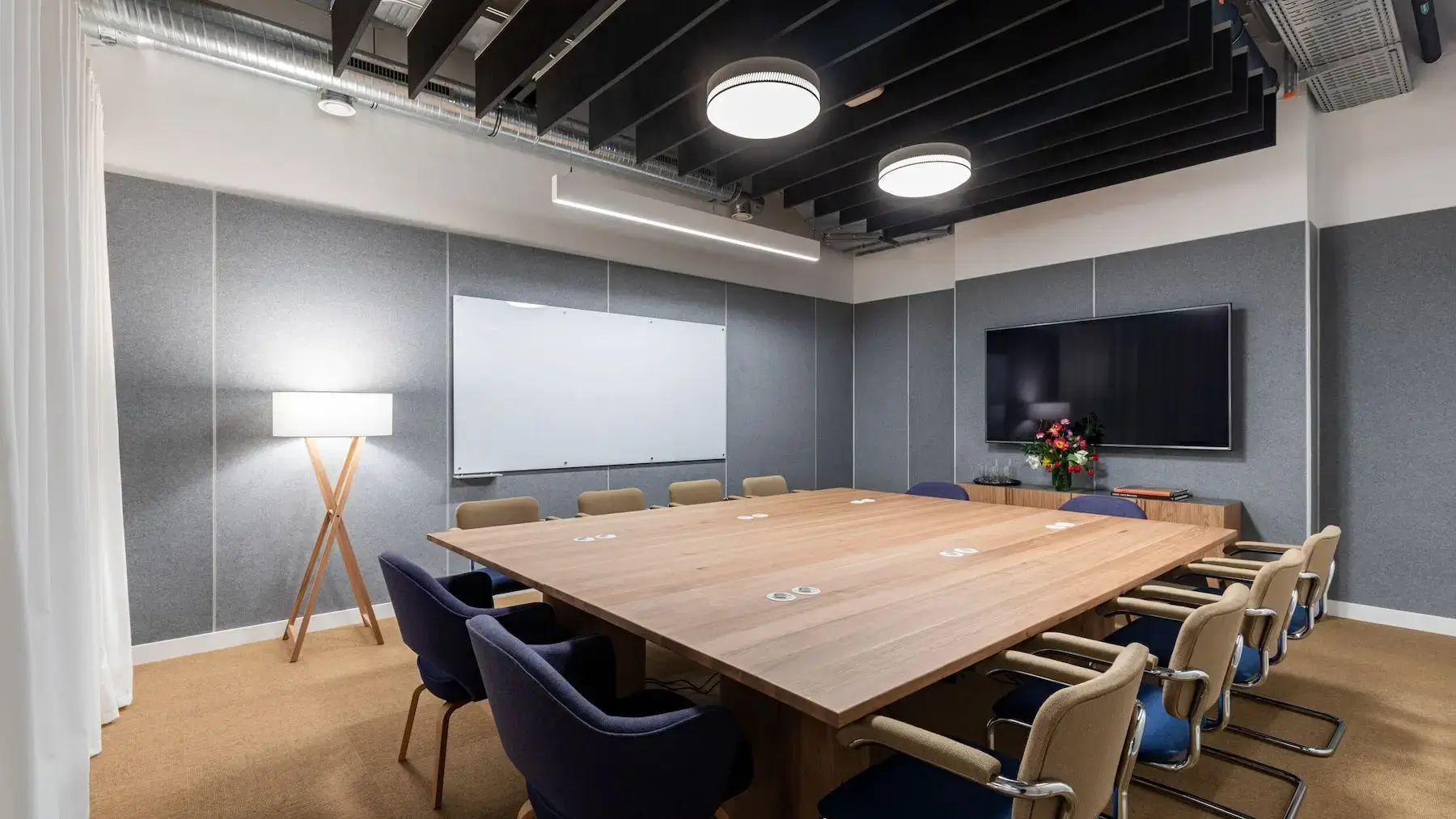 WeWork Warschauer Platz interior photo 3