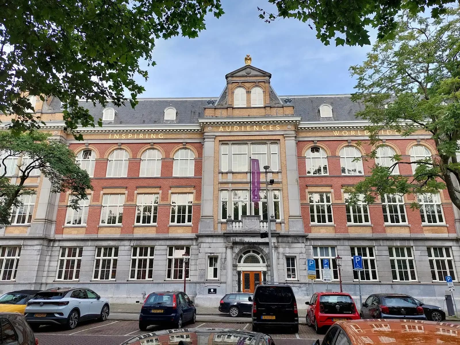 Tribes Amsterdam Raamplein interior photo 6