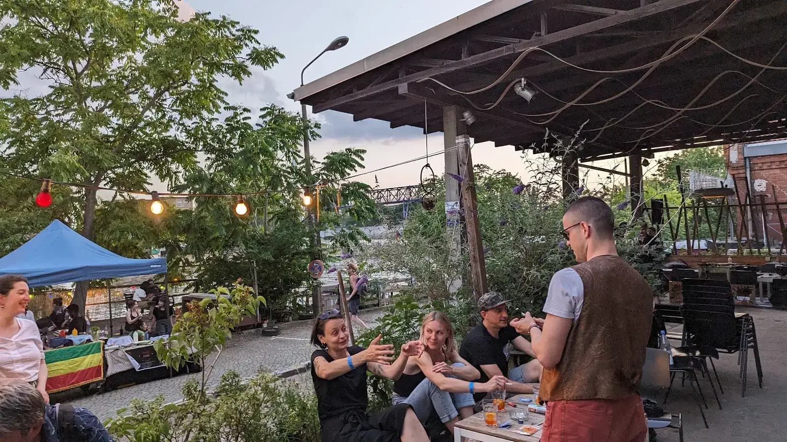 KAOS Berlin interior photo 8