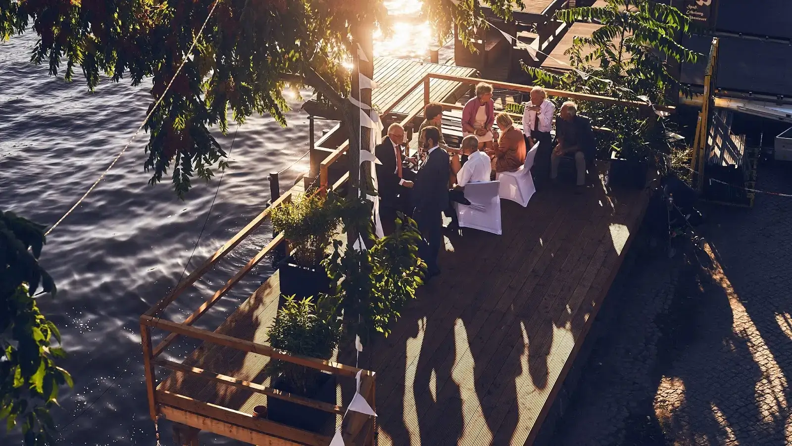 KAOS Berlin interior photo 11