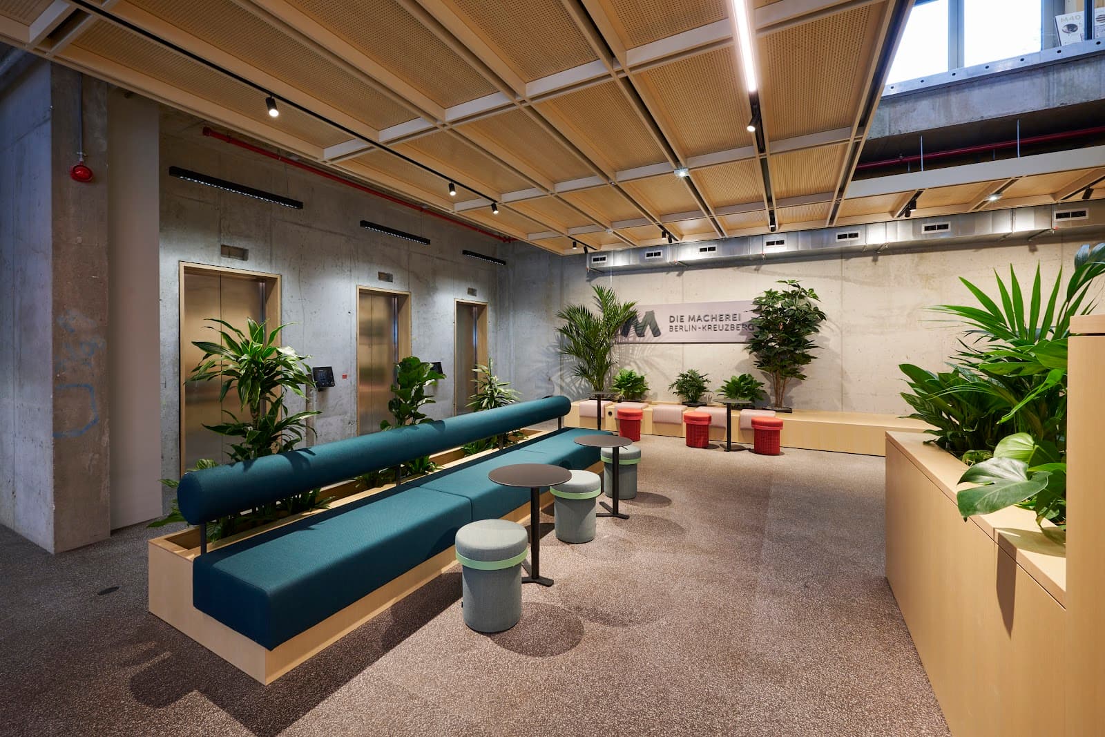 Day Office — Podcast Room, 4 pax, Design Offices Berlin Macherei Kreuzberg / Day interior photo 8