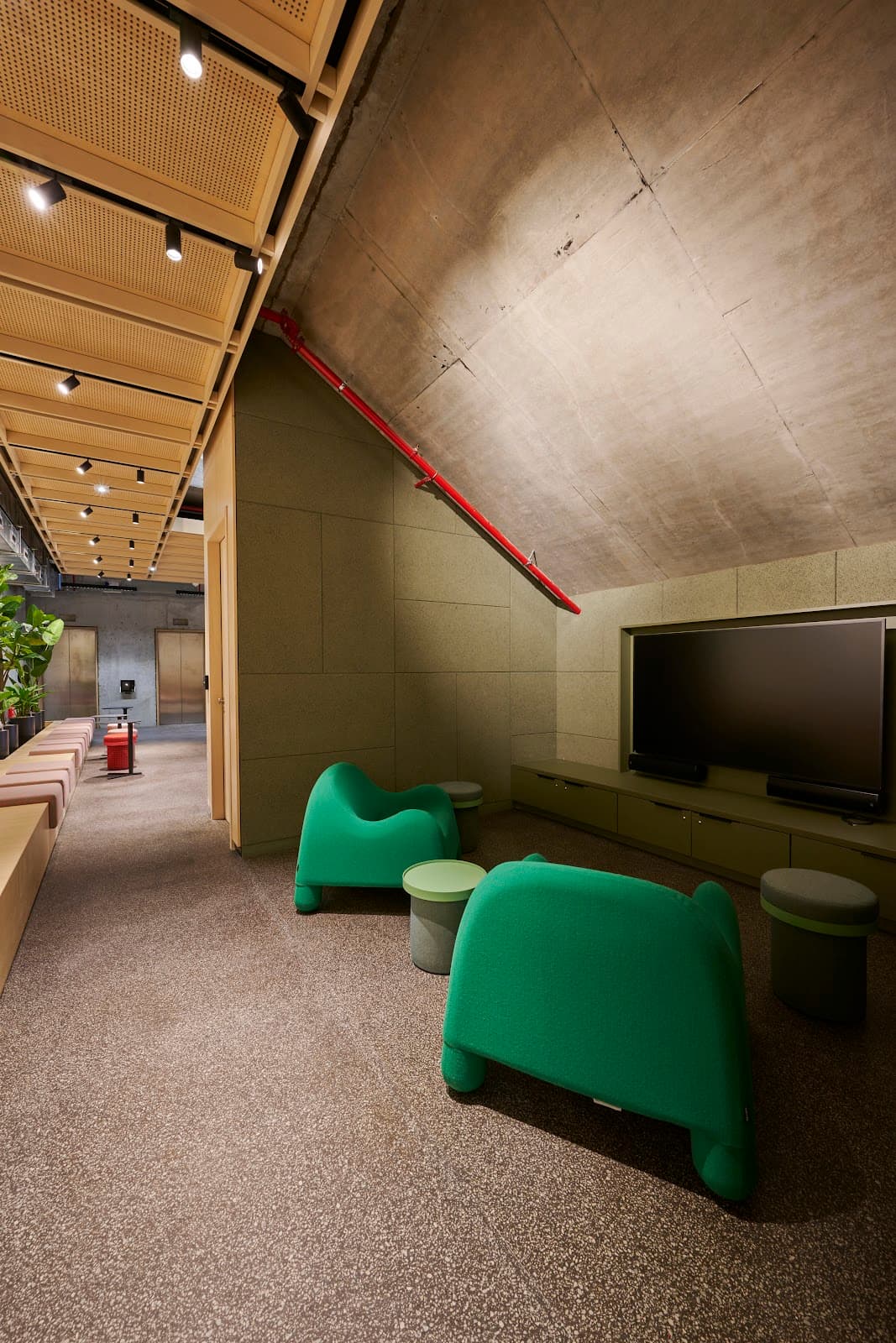 Day Office — Podcast Room, 4 pax, Design Offices Berlin Macherei Kreuzberg / Day interior photo 6