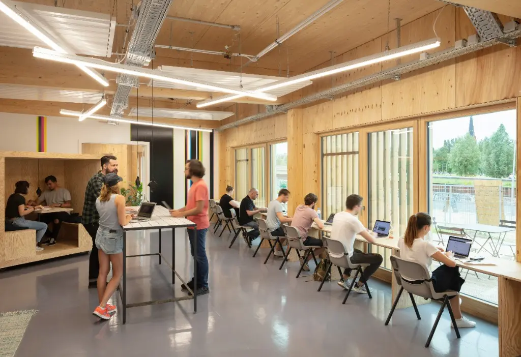 St. Oberholz | B-Part interior photo 4