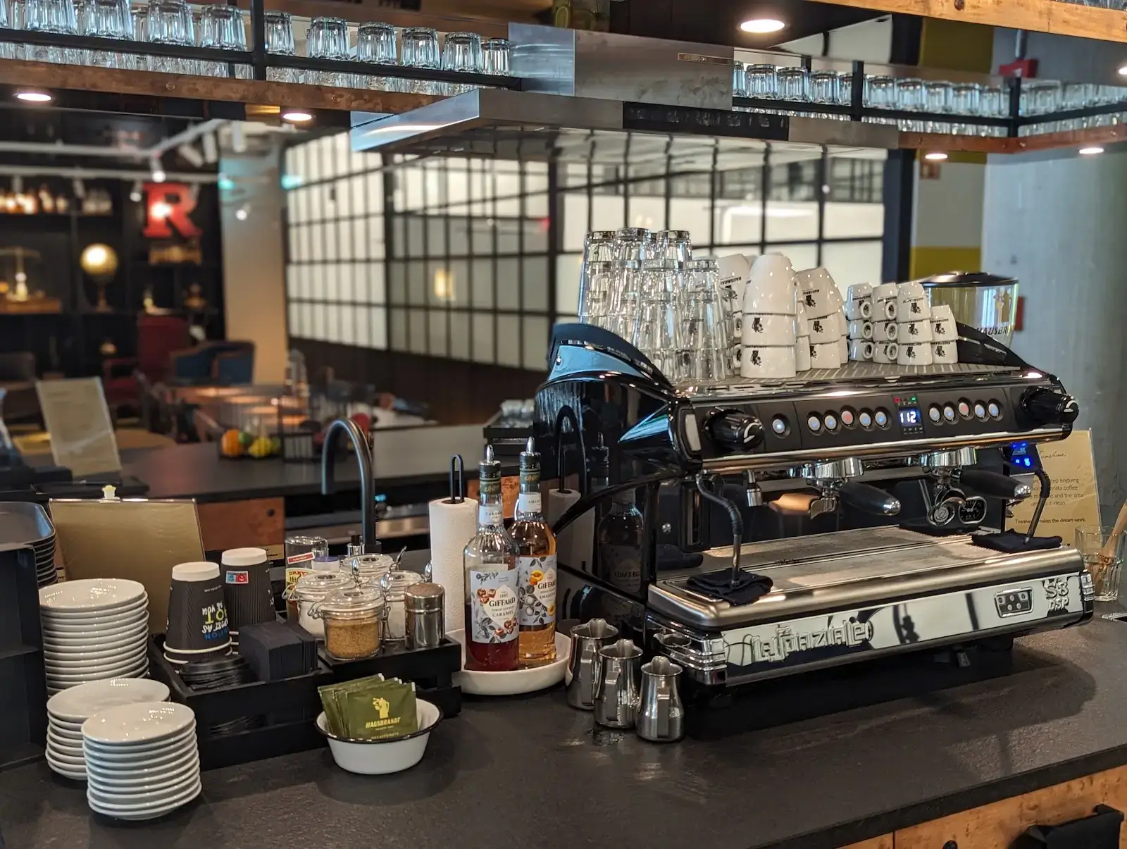 Ruby Fred Workspaces Stuttgart interior photo 6