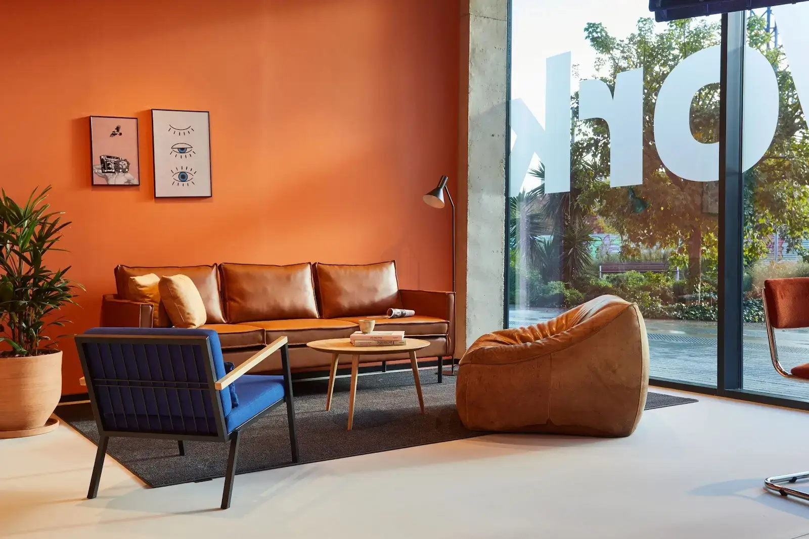 The Social Hub Coworking Barcelona Poblenou interior photo 4