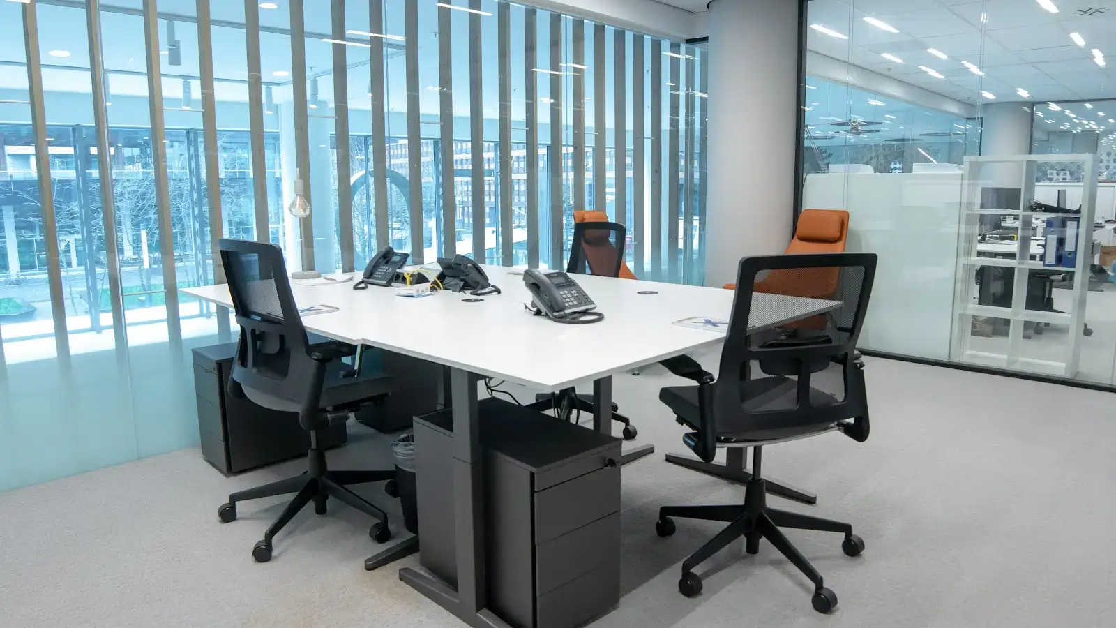 Tribes Amsterdam South Axis ITO interior photo 5