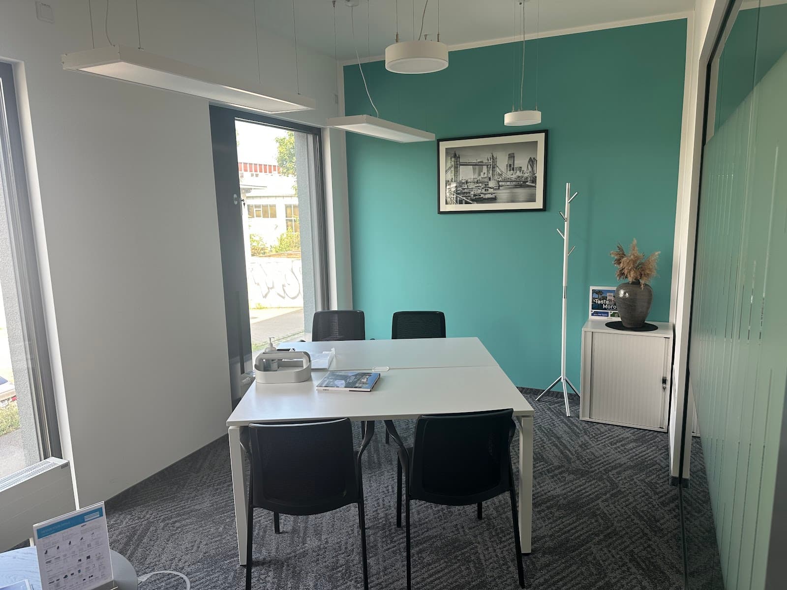 Regus Berlin Teltow interior photo 9