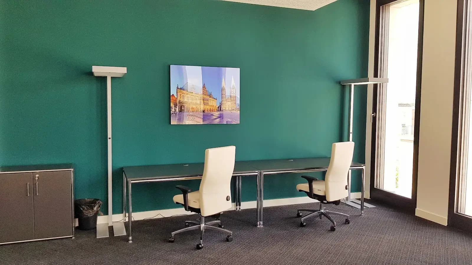 Regus Bremen City Gate interior photo 5