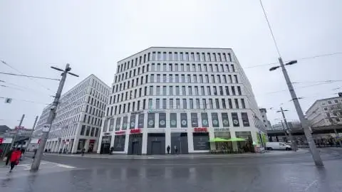 Regus Bremen City Gate interior photo 10