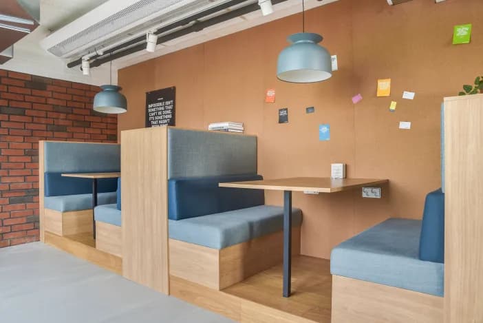 Regus Dortmund Ruhrallee interior photo 5