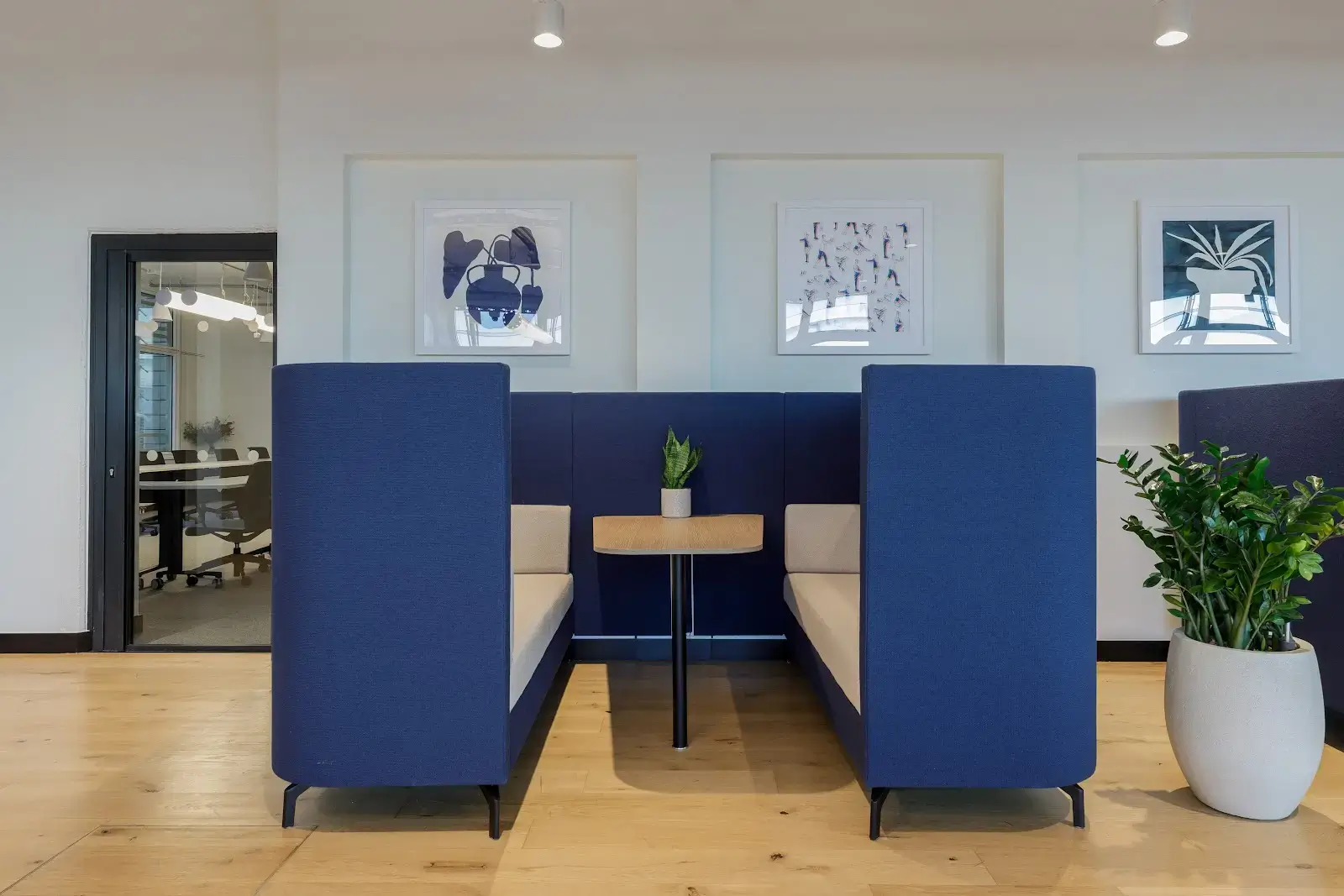 Indy by Industrious interior photo 4