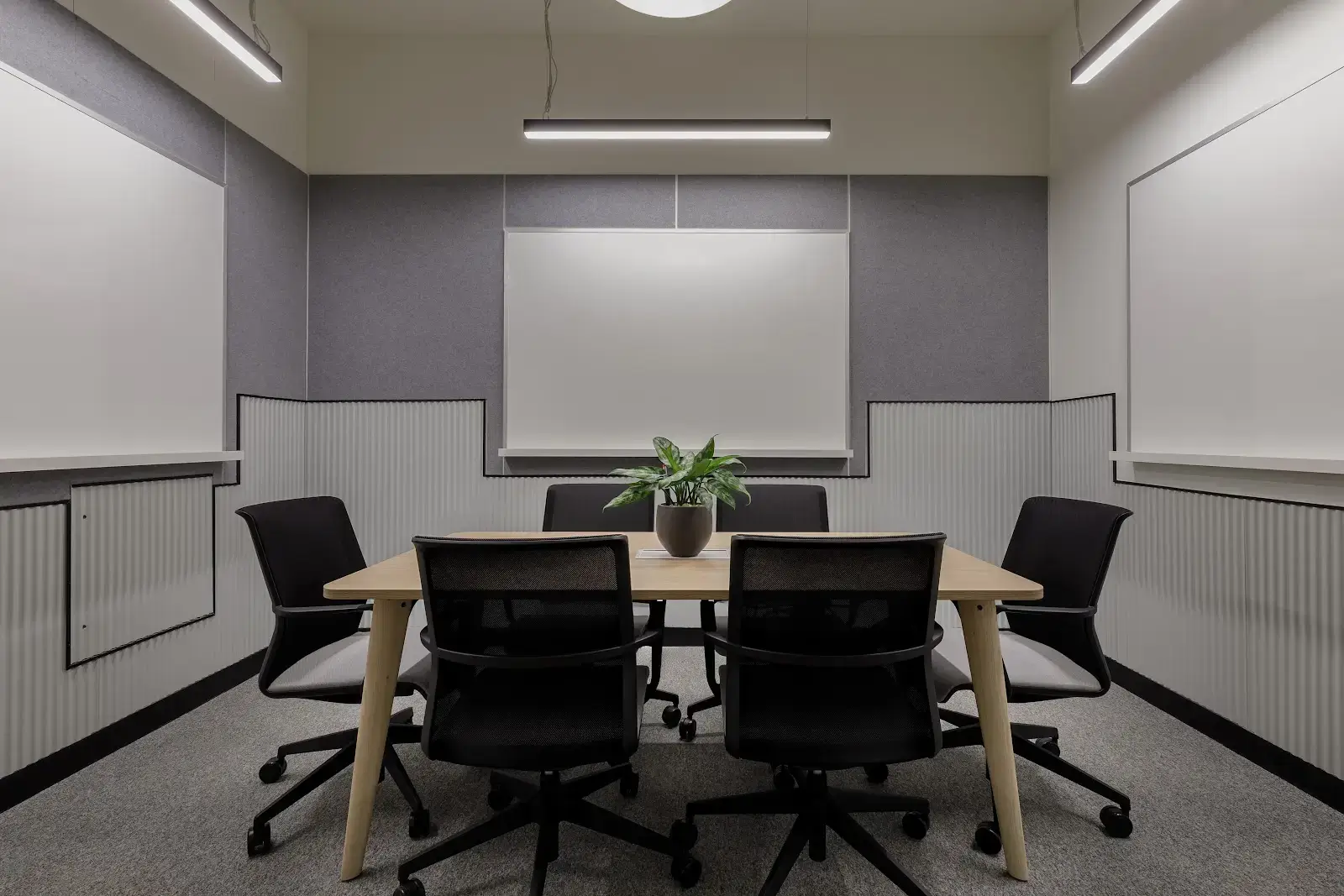 Indy by Industrious interior photo 9