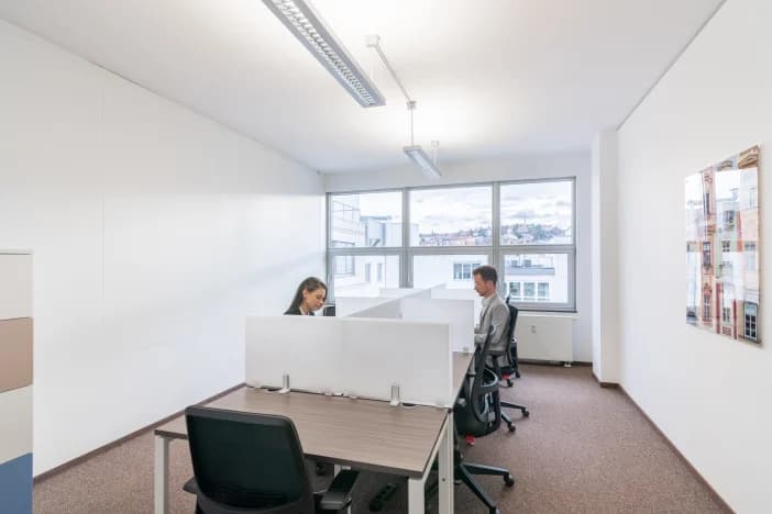 Regus Stuttgart Königstraße 10c interior photo 8