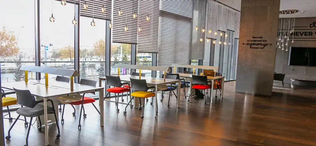 Workinton Next Level interior photo 2