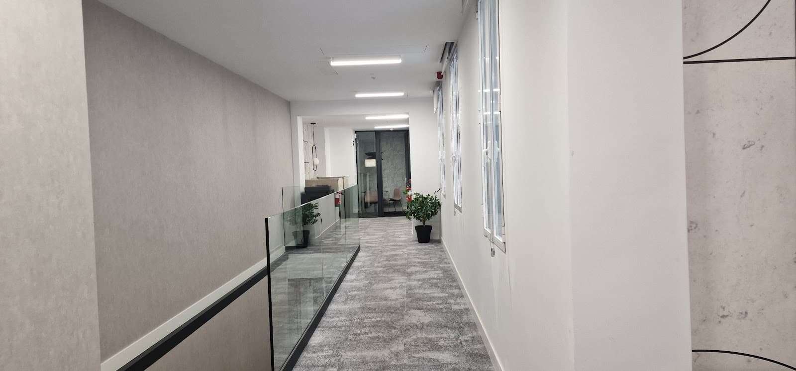 Coworking La Fábrica Cuatro Caminos interior photo 4