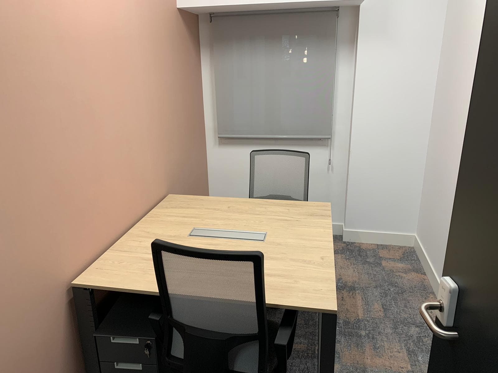 Coworking La Fábrica Cuatro Caminos interior photo 9