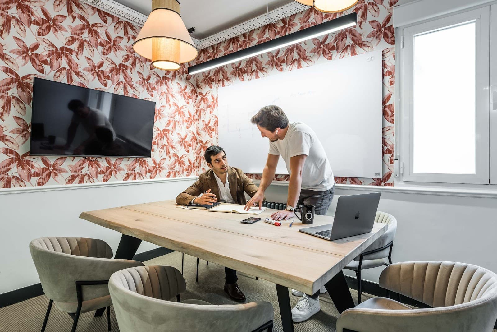 Sharing Coworking Madrid interior photo 5