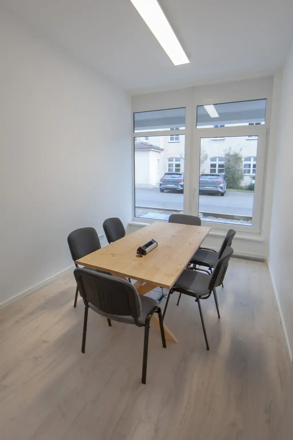 EduRent Regensburg Nord interior photo 11