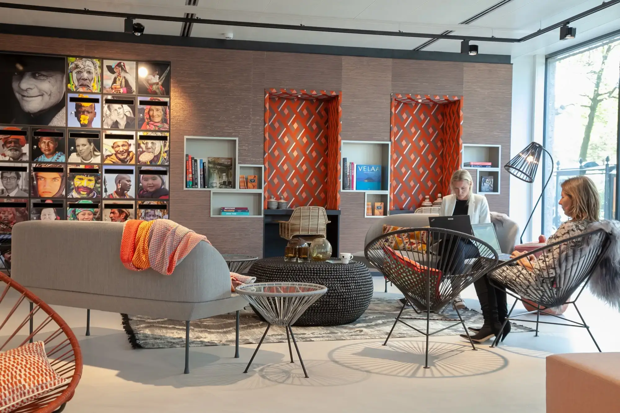 Tribes Frankfurt Baseler Platz interior photo 9