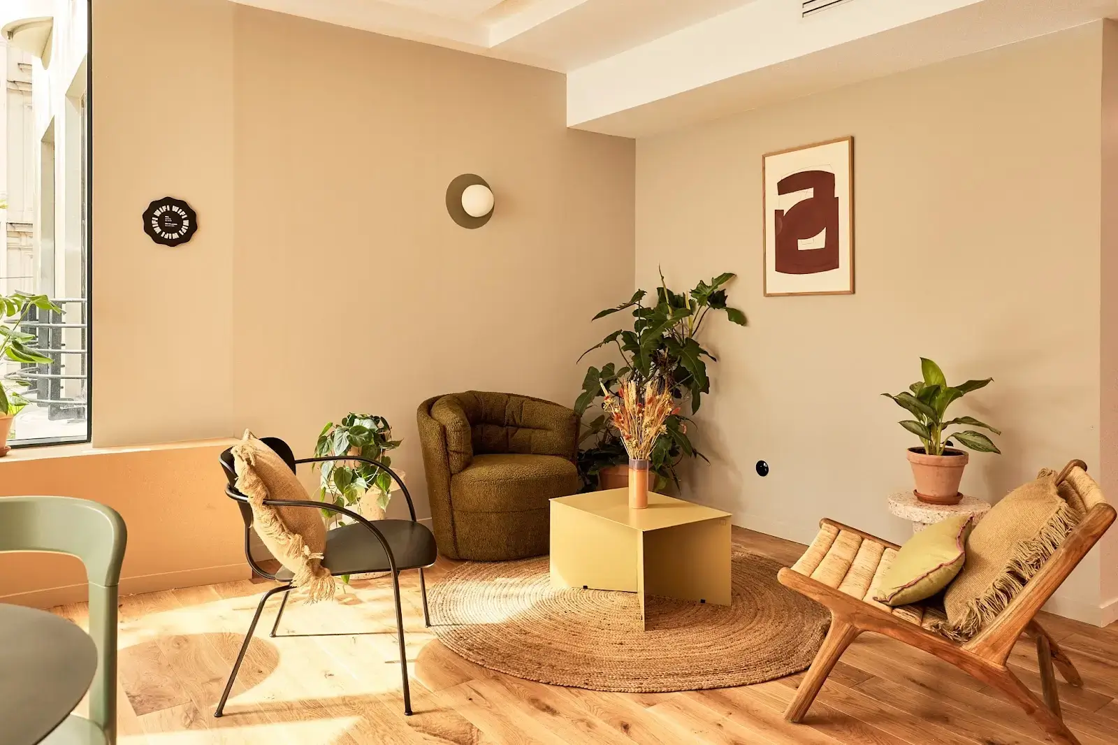 Morning, Laffitte interior photo 8