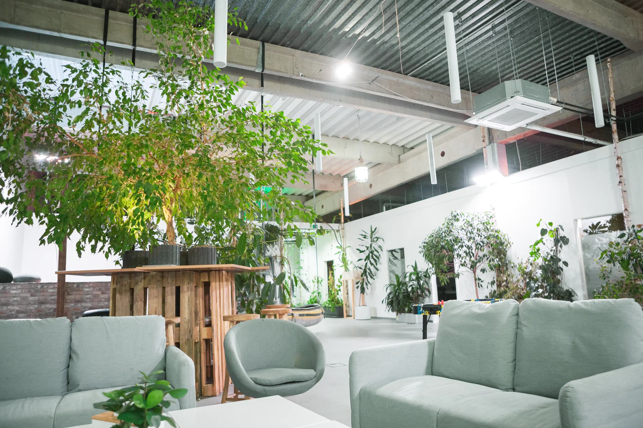 EduRent Regensburg West interior photo 7